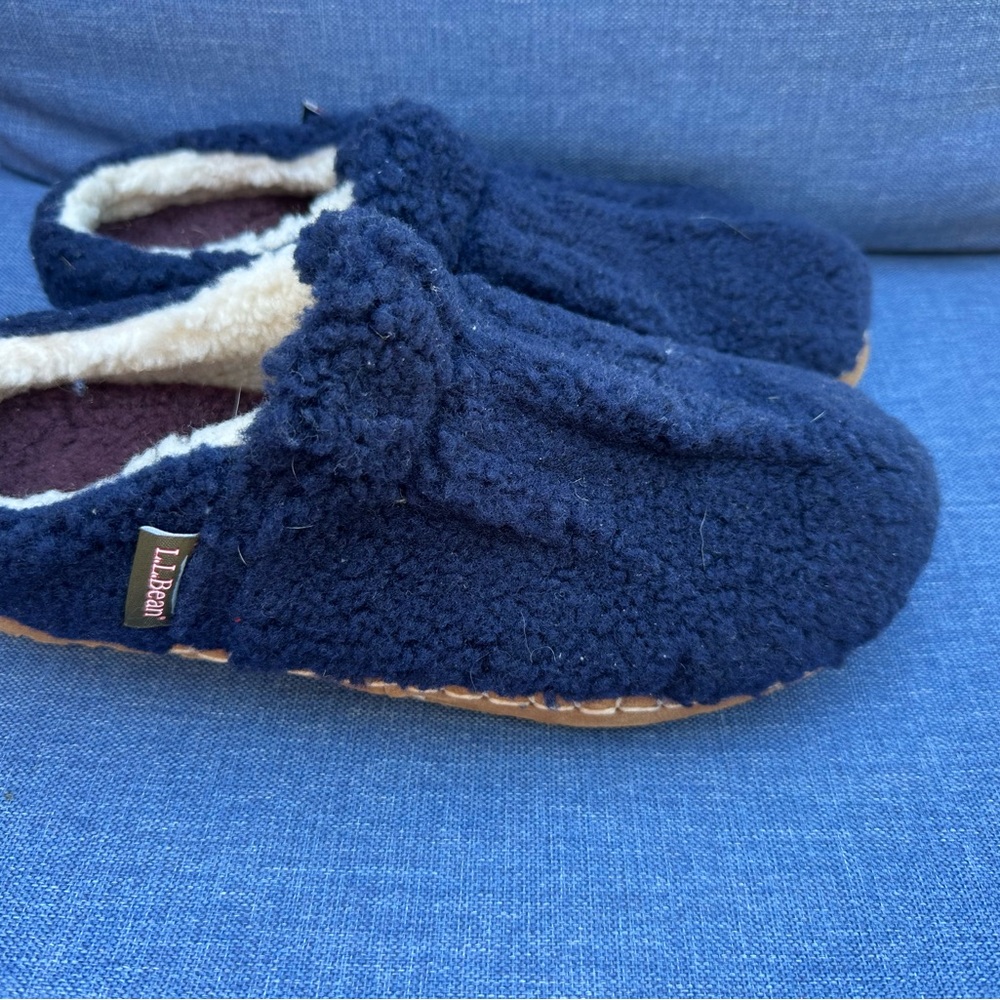 L.L. Bean Navy Blue Women's Slippers